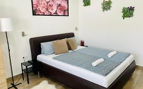 Attila Studio Apartments